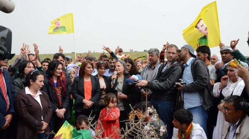 '&Ouml;calan, Silahların Nasıl Bırakılacağı Ile Ilgili Yeni Bir Mektup Hazırlıyor'
