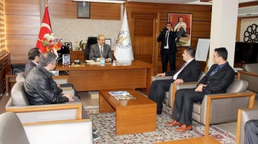 Başkan &Uuml;rg&uuml;p&rsquo;e Ziyaretler S&uuml;r&uuml;yor