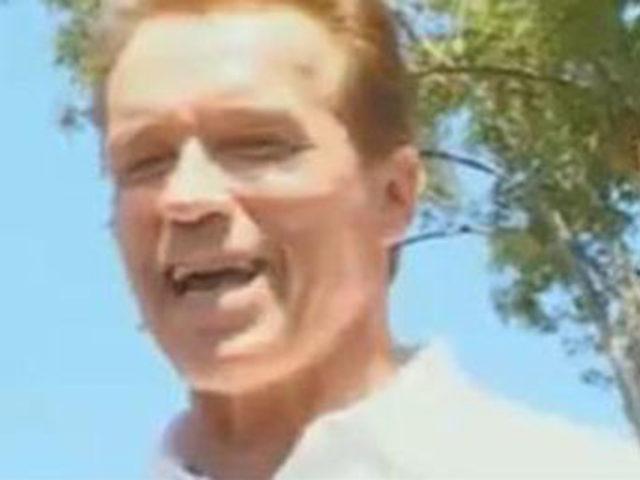 Yumurta fırlatılan &uuml;nl&uuml;ler 4