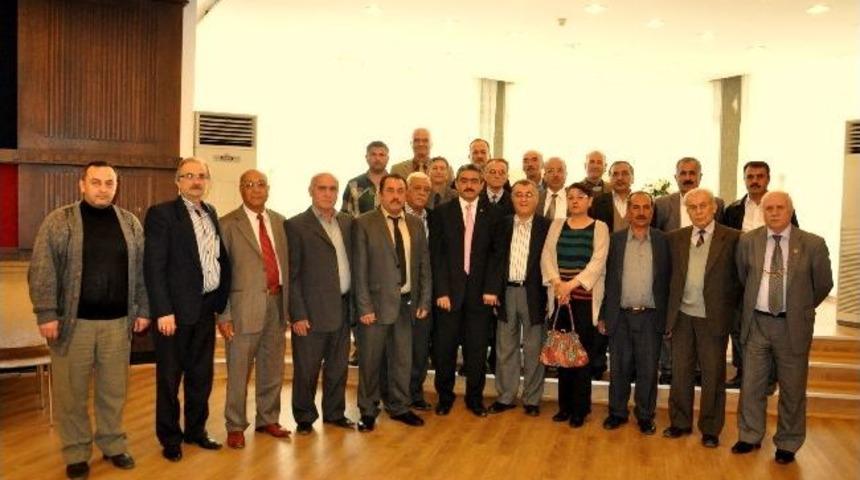 Başkan Alıcık, Mahalle Muhtarlarını Ağırladı