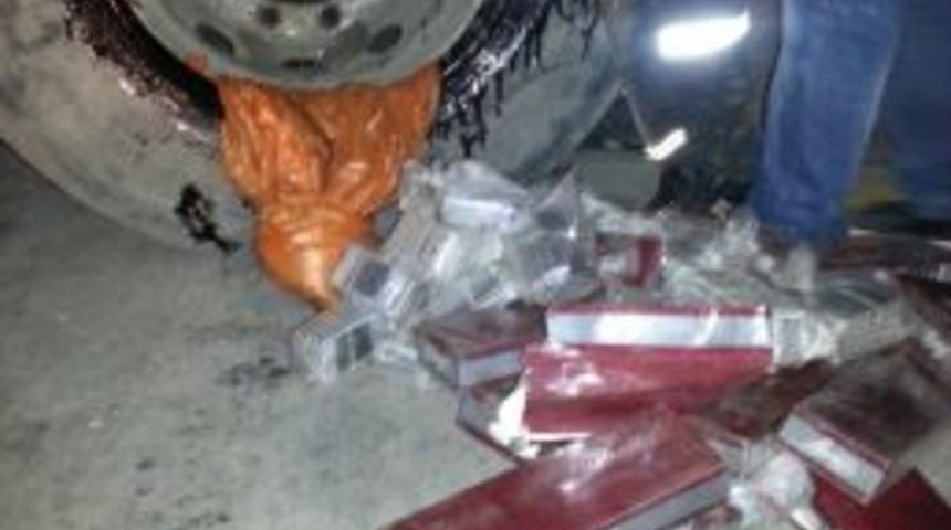 Şırnak&rsquo;ta 3 Bin 800 G&uuml;mr&uuml;k Ka&ccedil;ağı Cep Telefonu Ele Ge&ccedil;irildi