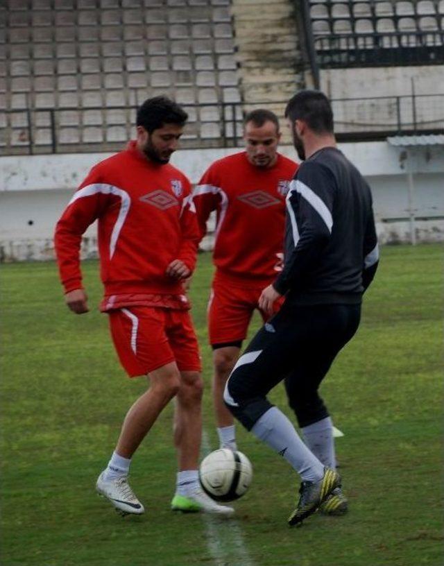 Efeler Gebze Maçının Hazırlıklarını Sürdürüyor