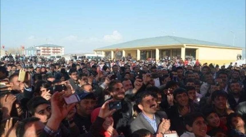 &Ccedil;aldıran&rsquo;da Kurtuluş Konserine B&uuml;y&uuml;k İlgi