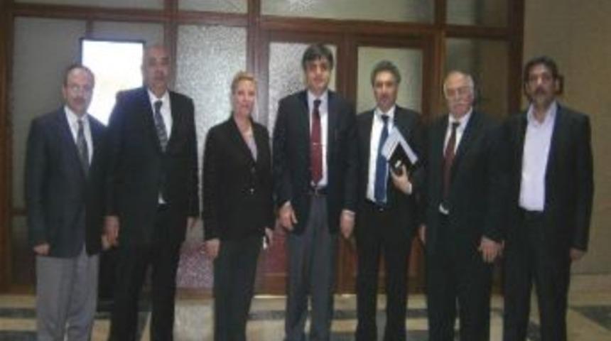 Bolvadin Heyetinden Y&uuml;ksek&ouml;ğretim Kurulu'na Ziyaret