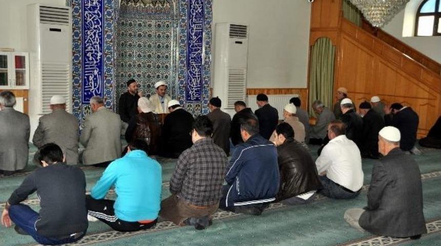 Suşehri'nde &ldquo;t&uuml;rkeş&rdquo; İ&ccedil;in Mevlit Okutuldu