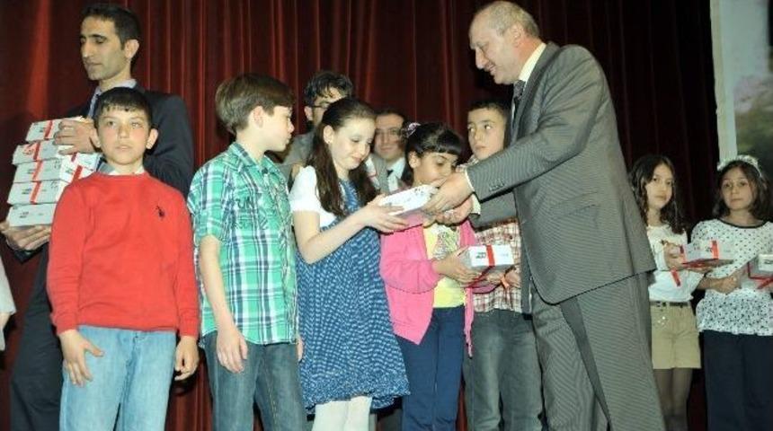 Eskişehir&rsquo;de Dereceye Giren &Ouml;ğrenciler &Ouml;d&uuml;llendirildi