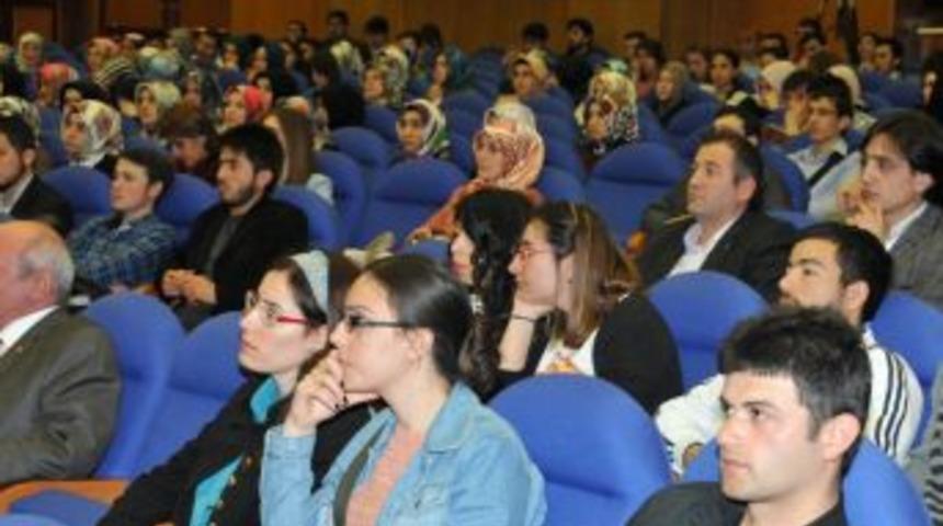 OM&Uuml;'de 'Kriz Ve Medeniyet' Başlıklı Konferans Yoğun Ilgi G&ouml;rd&uuml;