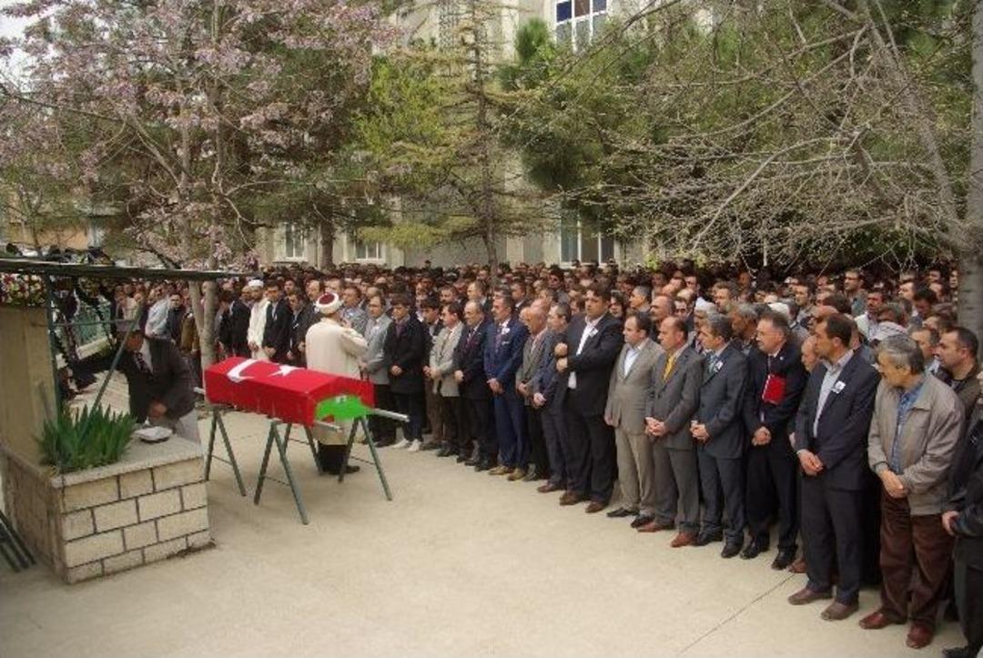 Ak Partili İl Genel Meclis &Uuml;yesi Zeytinli Son Yolculuğuna Uğurlandı