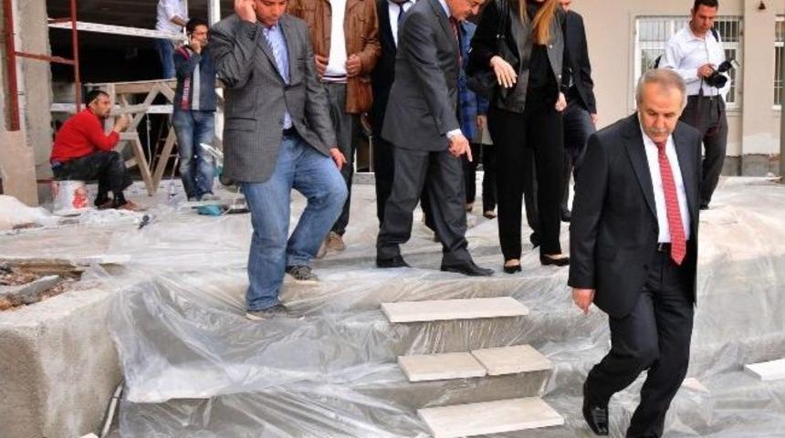 Vali Erdal Ata Okul İnşaatlarını İnceledi