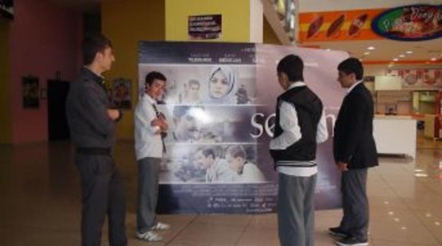 Selam Filmi Batman’da Yoğun Ilgi Gördü