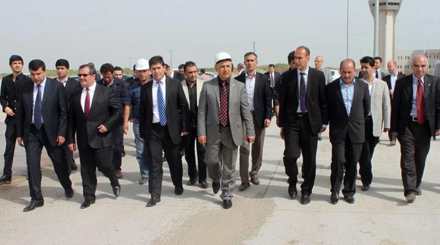 Milletvekili Dindar, Şırnak Havaalanı &Ccedil;alışmalarını Inceledi