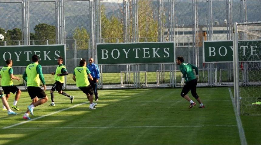 Bursaspor Kanat Organizasyonu &Ccedil;alıştı