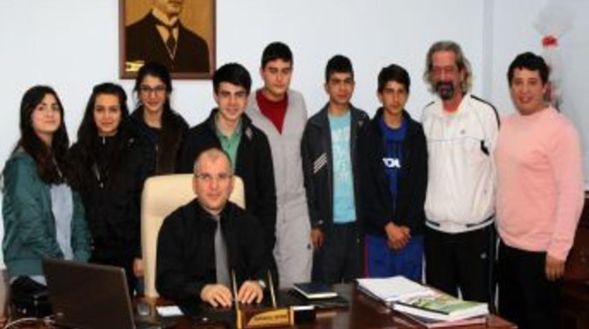 Boccecilerden Gen&ccedil;lik Spor İl M&uuml;d&uuml;r&uuml; Yetim&rsquo;e Ziyaret