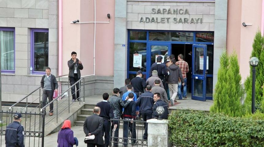 Amat&ouml;r Ma&ccedil;ta Olay &Ccedil;ıkaran 8 Kişi Adliyede