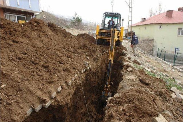 Şemdinli Belediyesi’nden Kanalizasyon Çalışması