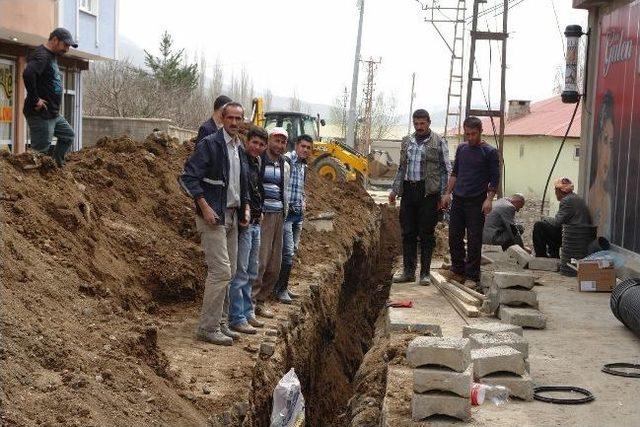 Şemdinli Belediyesi’nden Kanalizasyon Çalışması