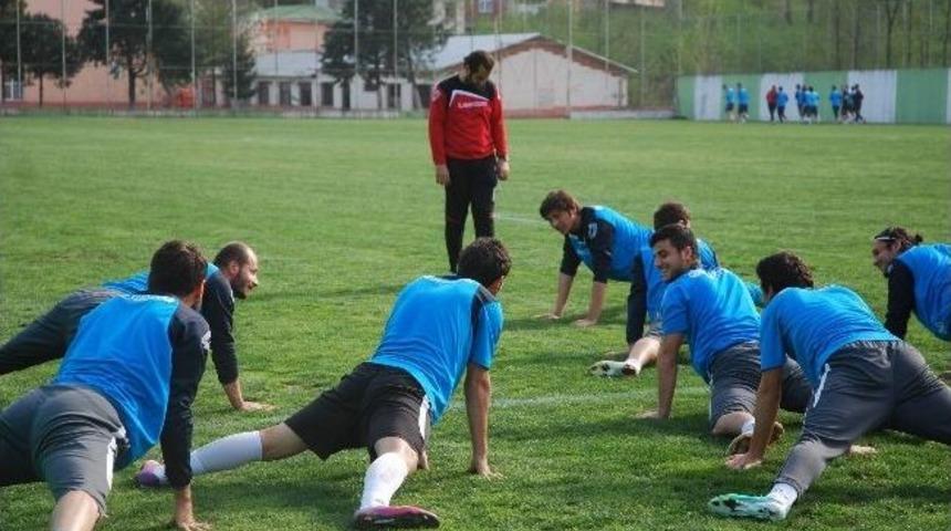 Giresunspor Nazilli Ma&ccedil;ı Hazırlıklarını S&uuml;rd&uuml;r&uuml;yor