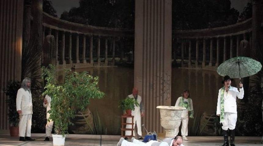 &ldquo;figaro&rsquo;nun D&uuml;ğ&uuml;n&uuml;&rdquo; Son Kez Sahneleniyor