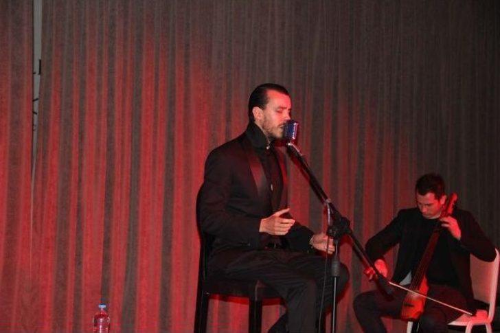 Cem Adrian, Çan’da Gençlerle Buluştu G5