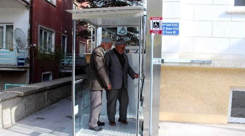 Beyşehir&rsquo;de Camiye Engelli Asans&ouml;r&uuml;