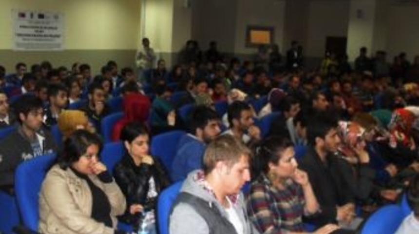 Bing&ouml;l&rsquo;de &lsquo;okuyan Kadınlar&rsquo; Konferansı