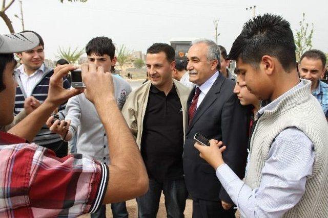 Adıyamanlı Öğrencilerden Başkan Fakıbaba’ya Yoğun İlgi