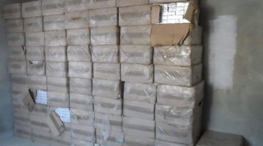 Van&rsquo;da 112 Bin Paket Ka&ccedil;ak Sigara Ele Ge&ccedil;irildi