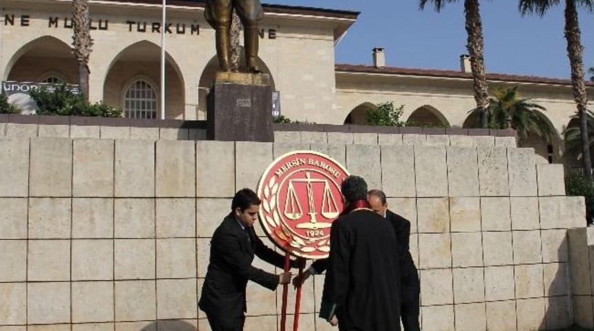Mersin&rsquo;de Avukatlar G&uuml;n&uuml; Kutlanıyor