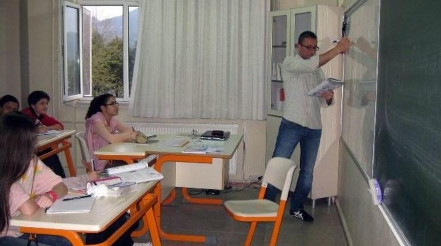 &Ouml;ğrenciler İ&ccedil;in Et&uuml;t &Ccedil;alışmaları Başladı