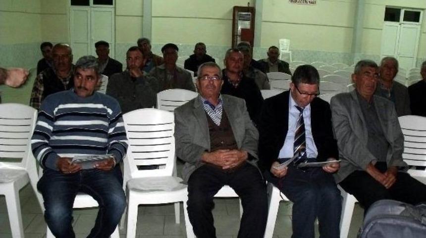 Salihli&rsquo;de &Uuml;z&uuml;m &Uuml;reticileri Bilgilendirildi