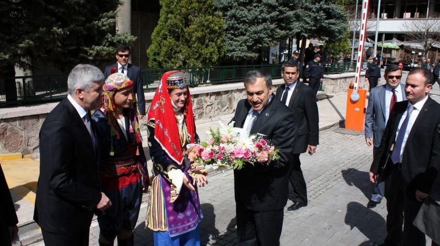 Orman Ve Su İşleri Bakanı Eroğlu Uşak&rsquo;ta