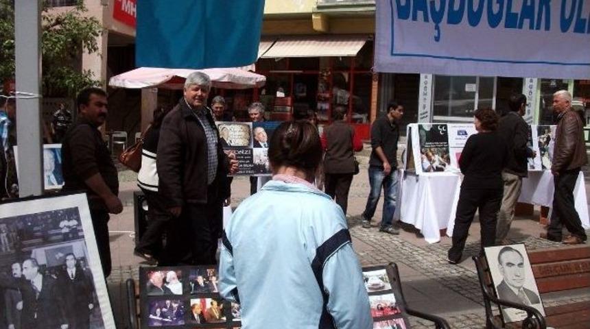 Alparslan T&uuml;rkeş, Sel&ccedil;uk'ta Resim Sergisi Ve Mevlid İle Anıldı