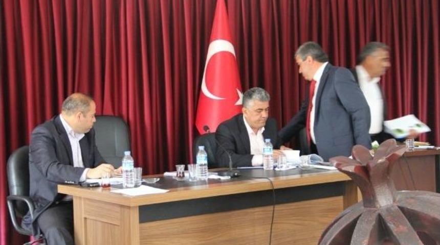 Faaliyet Raporunu Meclis Onayladı