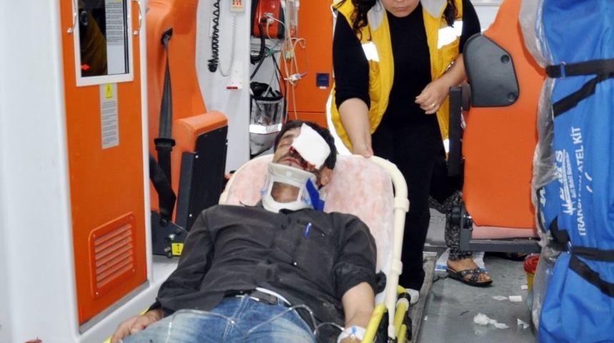 Kozan'da Trafik Kazası: 3 Yaralı