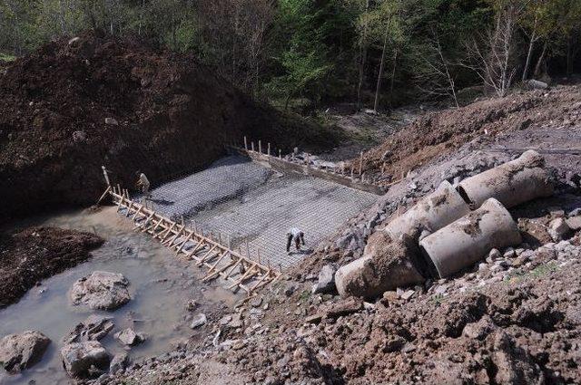 Fındıksuyu Deresi’ne Köprü Yapılıyor