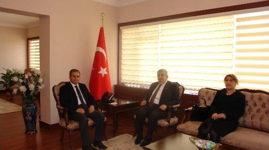 Kilis Barosu Yönetim Kurulu, Vali Tapsız’a Ziyarette Bulundu