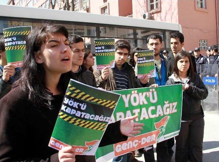 Bakan Avcı'dan Eylemcilere Jest G1