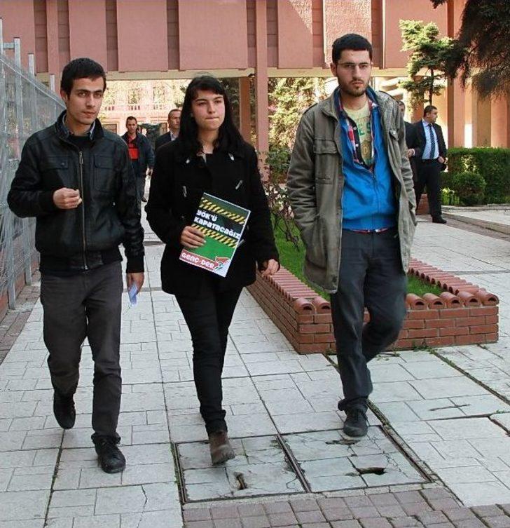 Bakan Avcı'dan Eylemcilere Jest G3