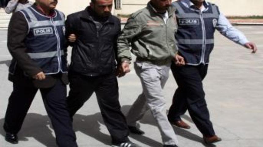 Silahlı Saldırganlar Polisten Ka&ccedil;amadı