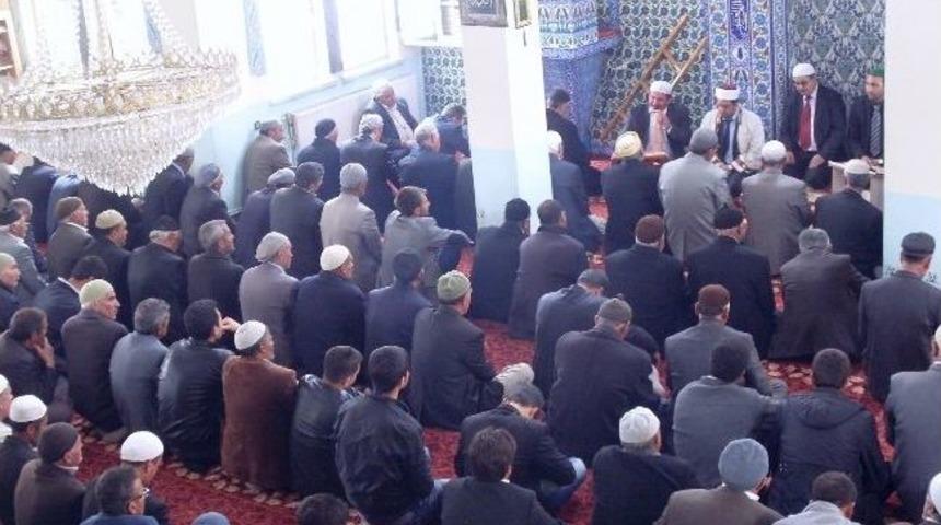 &Ccedil;aldıran&rsquo;da Şehit Polisler İ&ccedil;in Mevlit Okutuldu