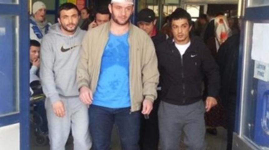 Otopark g&ouml;revlileri milli sporcuyu hastanelik etti