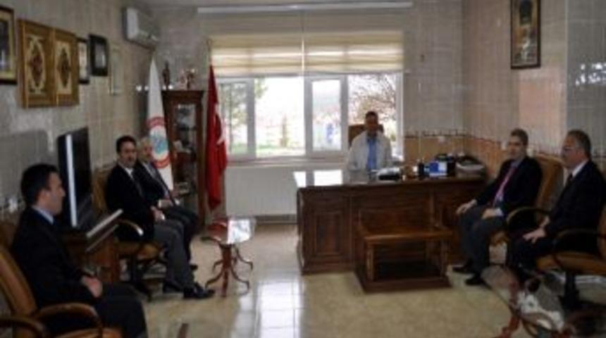 Kkhb&rsquo;den, Başkan &Ouml;nal&rsquo;a Ziyaret