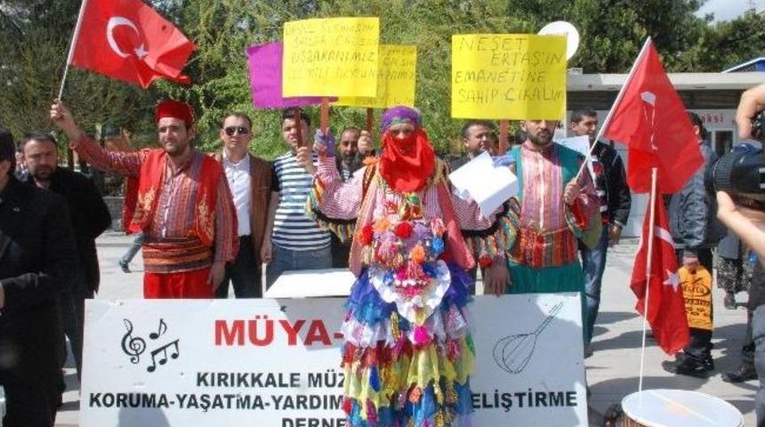 Kırıkkale&rsquo;de D&uuml;ğ&uuml;n Yasağı Protesto Edildi