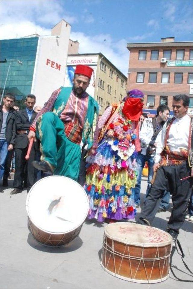 Kırıkkale’de Düğün Yasağı Protesto Edildi