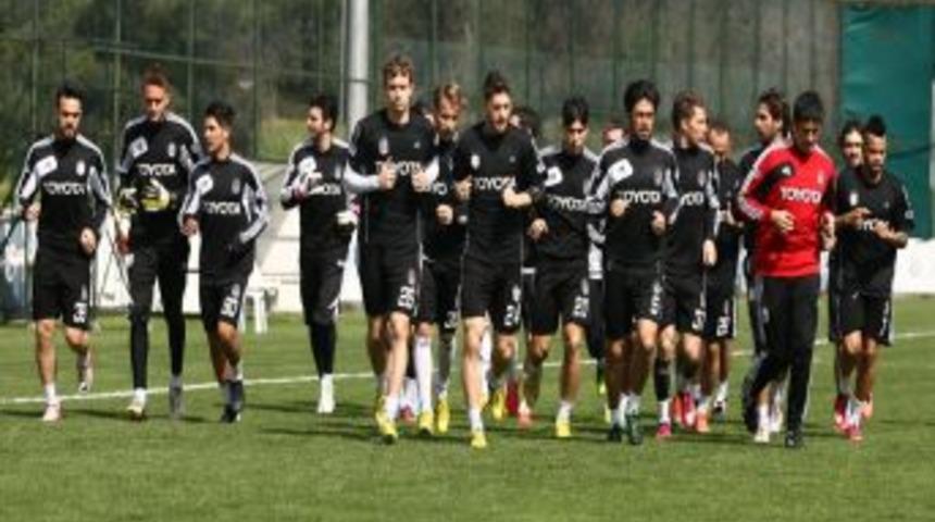 Beşiktaş'ta Bursaspor Mesaisi S&uuml;r&uuml;yor