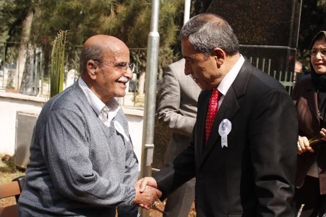 &Ouml;ks&uuml;z'den Şehitliğe Ziyaret