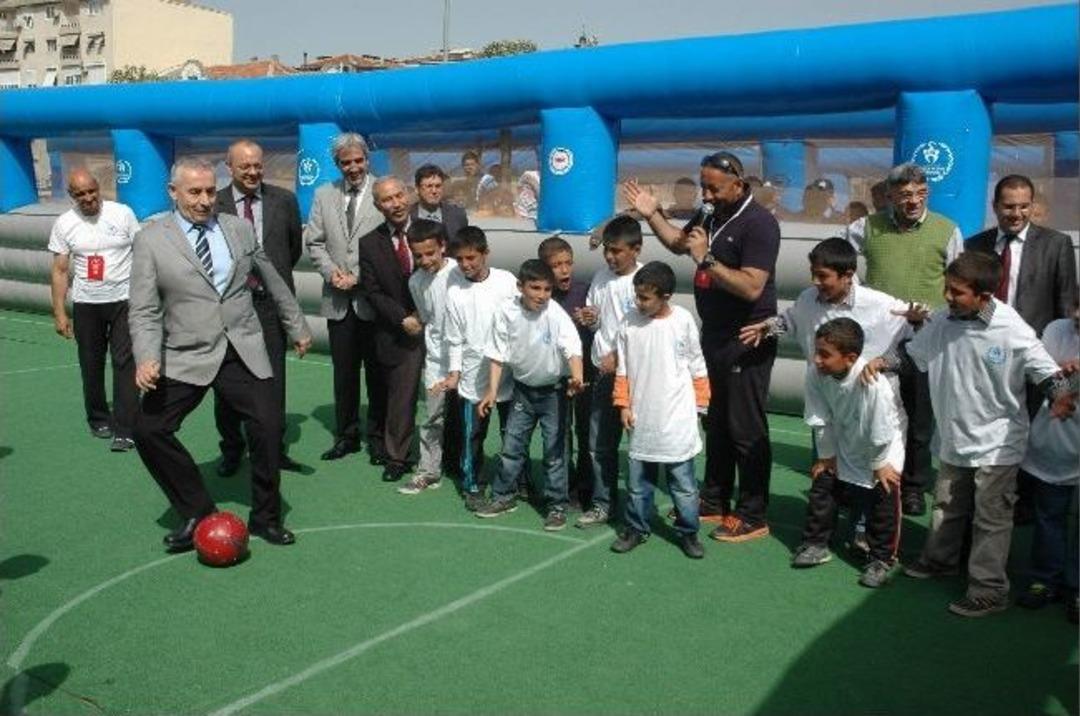 Spor Tırı Manisa'da