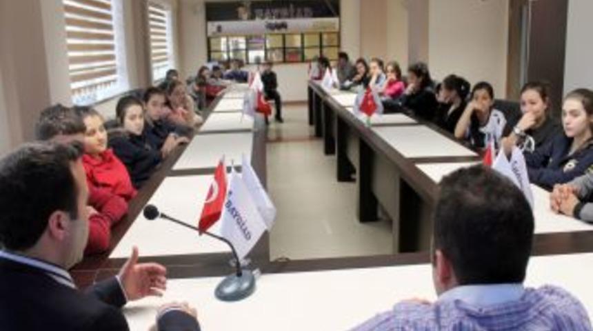 Ortaokul &Ouml;ğrencilerine Vatandaşlık Dersi Semineri