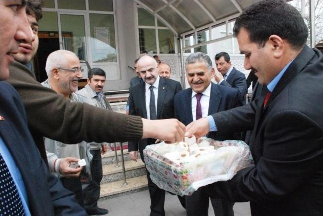 B&uuml;y&uuml;kkılı&ccedil; Belsin Halkı İle Bir Araya Geldi