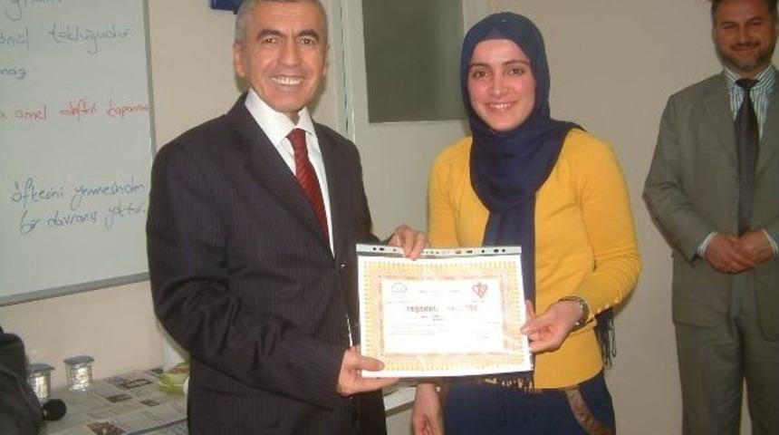 Kur&rsquo;an Eğitimine Katkı Verenlere Teşekk&uuml;r